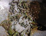A picture of step 5 of Beans with Sesame Seeds.