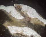 A picture of step 6 of چڑا مچھلی فرائی tilapia fish fry.