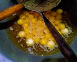 Foto langkah ke 4 dari resep Cimol kentang.