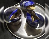 A picture of step 3 of Oreo Choco Bar Ice Cream.