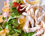 Hình bước làm 3 của món Gỏi Gà Xé Trái Thơm