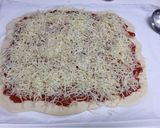 Foto del paso 2 de la receta: Pizza de bacon y champiñones facilita