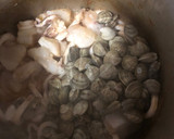 Foto del paso 8 de la receta: Cazuela de garbanzos a la marinera