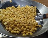 A picture of step 2 of Chanadal Namkeen.