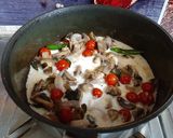 A picture of step 4 of Coconut Mushroom Curry.