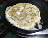 A picture of step 3 of Brown bread with Egg omelette.