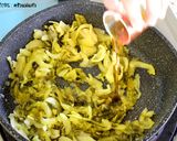รูปขั้นตอนการทำที่ 3 ของ ผักกาดดองผัดไข่ สูตรหวาน