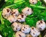 Hình bước làm 3 của món Canh Cải Ngọt Nấu Thịt+ Mọc Viên