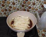 Foto langkah ke 6 dari resep Jamur Enoki Kuah Pedas.