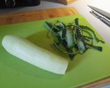 Foto del paso 2 de la receta: Cubos de aguacate con pepino y lima, huevas y hojita albahaca