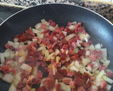 Foto del paso 1 de la receta: Habitas con jamón, chorizo y huevo