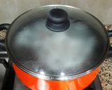 Foto del paso 7 de la receta: Sopa de almejas chirlas con pastas Fullini