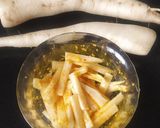 ખાટ્ટા મૂળા (Khata Mooli Recipe In Gujarati) રેસીપી સ્ટેપ2ફોટો