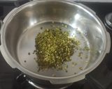 A picture of step 2 of Green Moong Dal Palak.