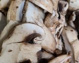 Foto langkah ke 1 dari resep Beef Mushroom.