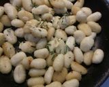 "Rozmaringos kacsacomb" lilahagymás-diós gnocchival recept fázis 3 fotója