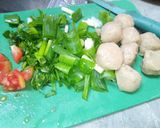 Foto langkah ke 1 dari resep Baso Mee Kuah Bening.