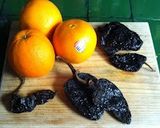 Foto del paso 1 de la receta: Pollo con naranja y chile