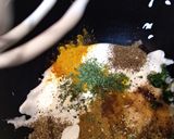 Foto del paso 3 de la receta Salsa de yogurt (kebab)