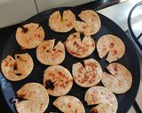A picture of step 4 of Pepperoni olive mint skewers.