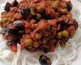 Foto del paso 8 de la receta: Noodles de arroz con salsa de berenjena y guisantes