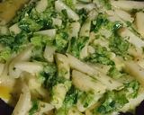 Foto del paso 3 de la receta: Tortilla con papa bastón y verde de la huerta 😍 👩‍🌾