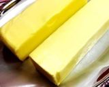 A picture of step 5 of Red velvet cake with white chocolate cream cheese frosting.