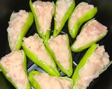 รูปขั้นตอนการทำที่ 4 ของ พริกหยวกยัดไส้ไก่ หม้ออบลมร้อน
