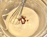 Foto del paso 4 de la receta: Pastel de manzana, pasas y nueces tipo alemán