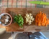 Foto langkah ke 1 dari resep Tumis Sawi Putih Bakso.