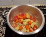 Foto del paso 4 de la receta: Lentejas con verduras y chorizo