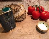 A picture of step 1 of Tomato and oil toast.