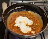 A picture of step 7 of Nutri keema masala.