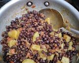 A picture of step 6 of Kale chanah ki chat.