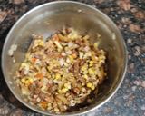 A picture of step 5 of Leftover chapati bhel.