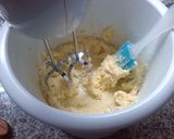 Foto del paso 1 de la receta: Budín con nueces y pasas de uva