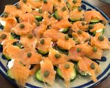 Foto del paso 3 de la receta: Tapas de pepino con salmón ahumado