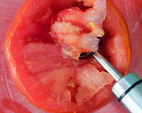 Foto del paso 5 de la receta: Tomates asados al horno, rellenos de pulpos en salsa de ostras