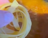 صورة لخطوة 5 من وصفة معكرونة بالصلصة Tagliatelle مع لحم مشوي بالفرن