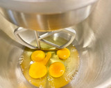 Foto del paso 4 de la receta: Pastel con mantequilla y piña caramelizada