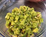 Une image de l'étape 4 de Compote multi fruits à la vanille (pêches jaunes,kiwis,jus de cerises).