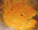 आलू मटर की ग्रेवी वाली सब्जी (aloo matar ki gravy wali sabzi recipe in Hindi) रेसिपी चरण 2 फोटो