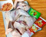 Hình bước làm 1 của món Gà đất rô ti chấm bánh mì hoặc ăn với cơm là hết ý