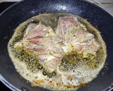 Foto del paso 2 de la receta: Muslos de pollo fritos deshuesados