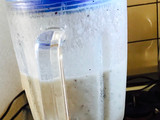 Banana,blue berry and kiwi Smoothie