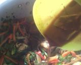 Foto del paso 7 de la receta: Chaomein pollo y verduras en olla