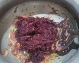 A picture of step 3 of Beetroot Pulao.