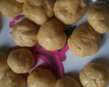 Foto del paso 3 de la receta: Buñuelos de sabor fresa y chocolate