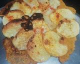 A picture of step 6 of Sliced Potato Chila.