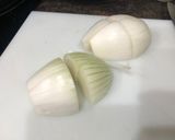 Foto del paso 1 de la receta: Codillo al horno con patatas y verduras